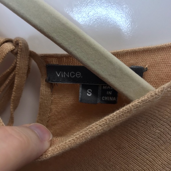 Vince Slit Back Cashmere Blend Tunic Sweater Top Tan Camel Toast Size Small - Picture 9 of 13